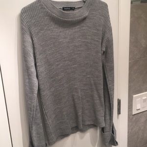 BRAND NEW never worn. Boohoo grey sweater